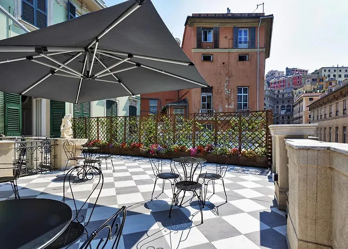 Lomellini Palace Apartments By Wonderful Italy